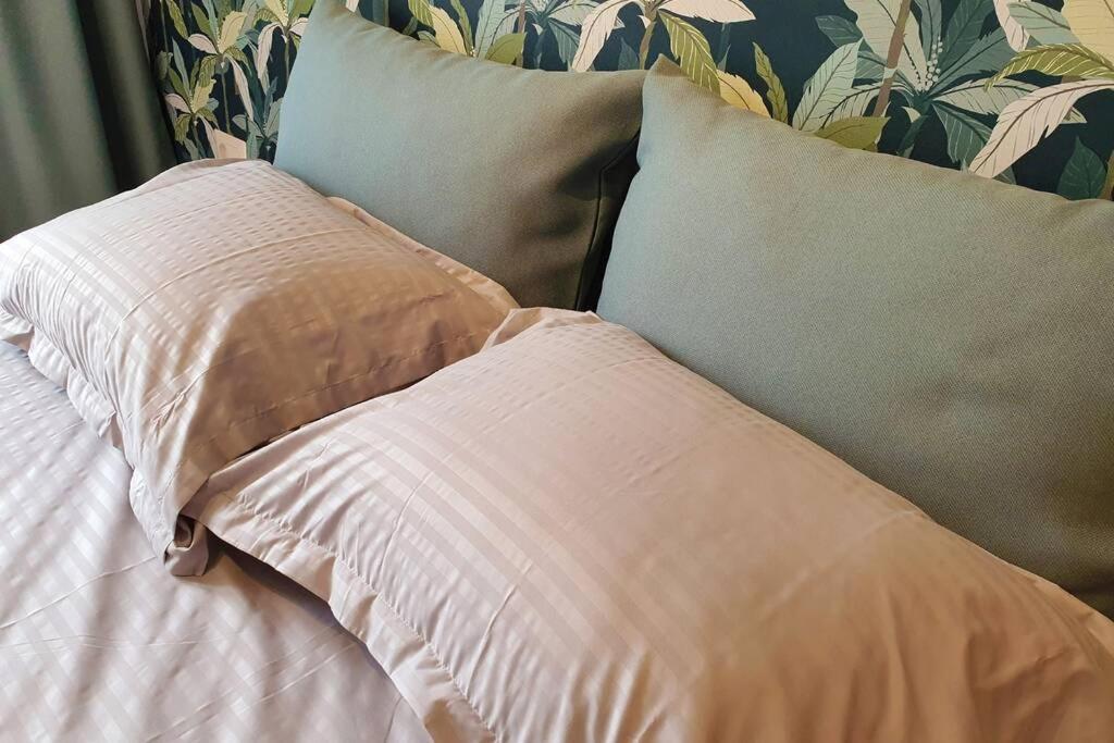 Luxury Green Apartment Prishtine Bagian luar foto