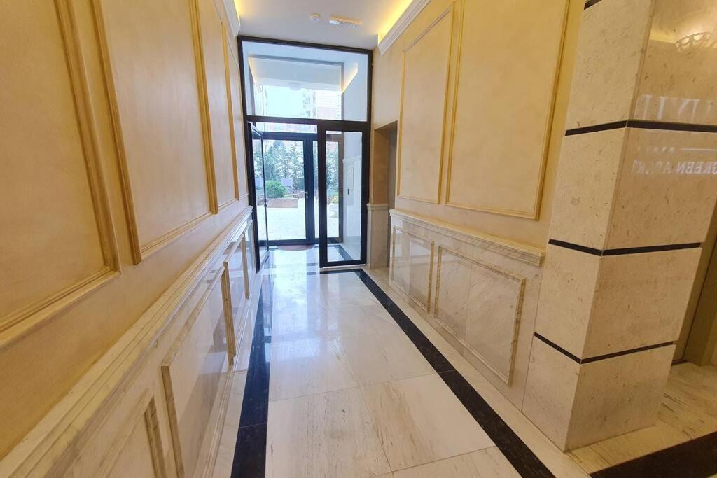 Luxury Green Apartment Prishtine Bagian luar foto